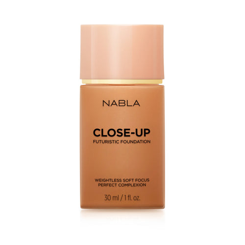 CLOSE-UP FUTURISTIC FOUNDATION T40 - Carnagione scura con sottotono freddo rosso 